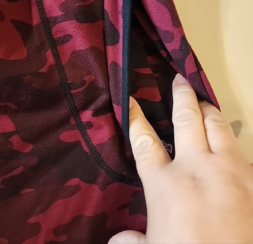 Torrid Active Camouflage Jogger Pants Size 2 - Picture 3 of 5